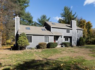 18 Meadowlark Road, Simsbury, CT 06092
