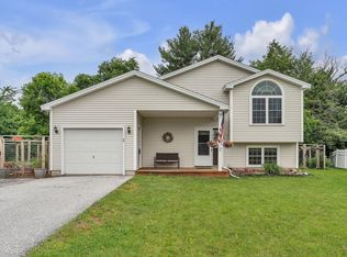 25 Glen Ridge Ln, Saint Albans, VT 05478