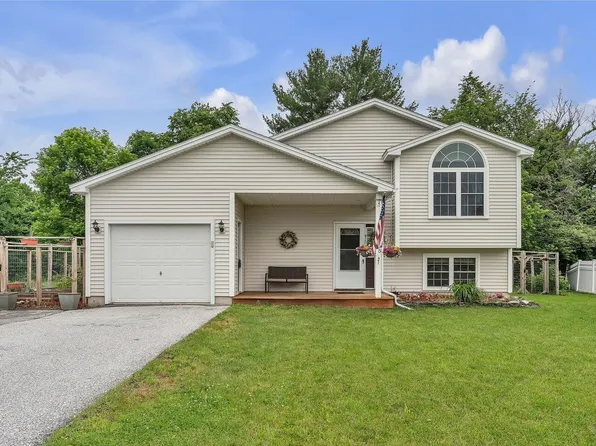 25 Glen Ridge Lane, Swanton, VT 05488