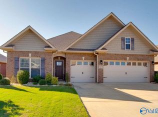 7206 Lathan Dr SE, Owens Cross Roads, AL 35763