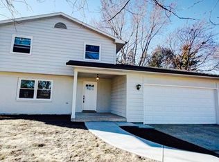 439 Garfield Ave, Libertyville, IL 60048