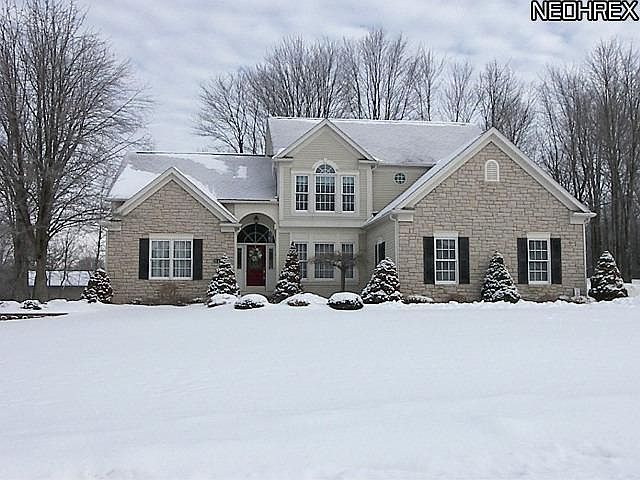 1st image of 840 S Sussex Ct