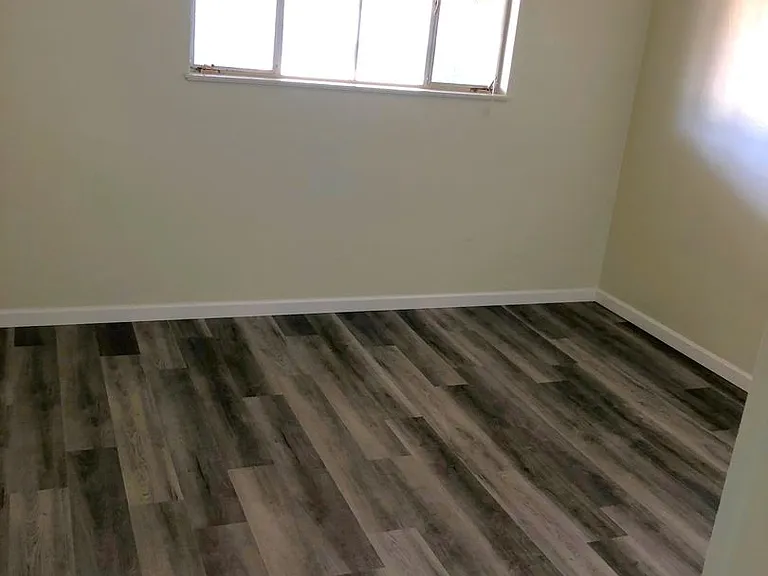 905 Santa Clara Ave #P — Photo 5
