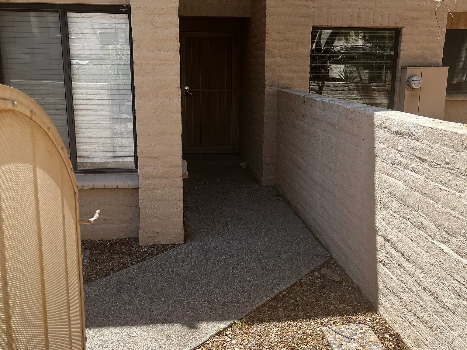 2886 E Sierra Vista Rd — Photo 2