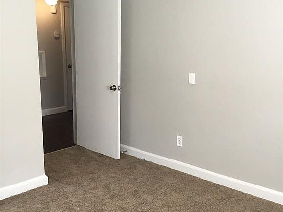 2nd image of 2921 Ashley Ave