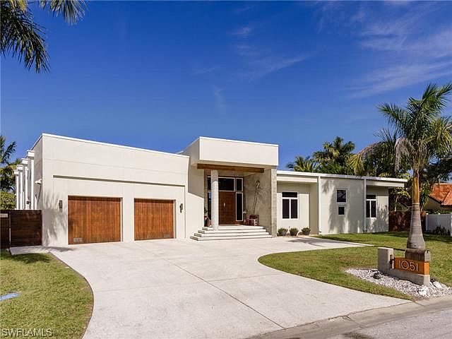 1st image of 1051 Wyomi Dr
