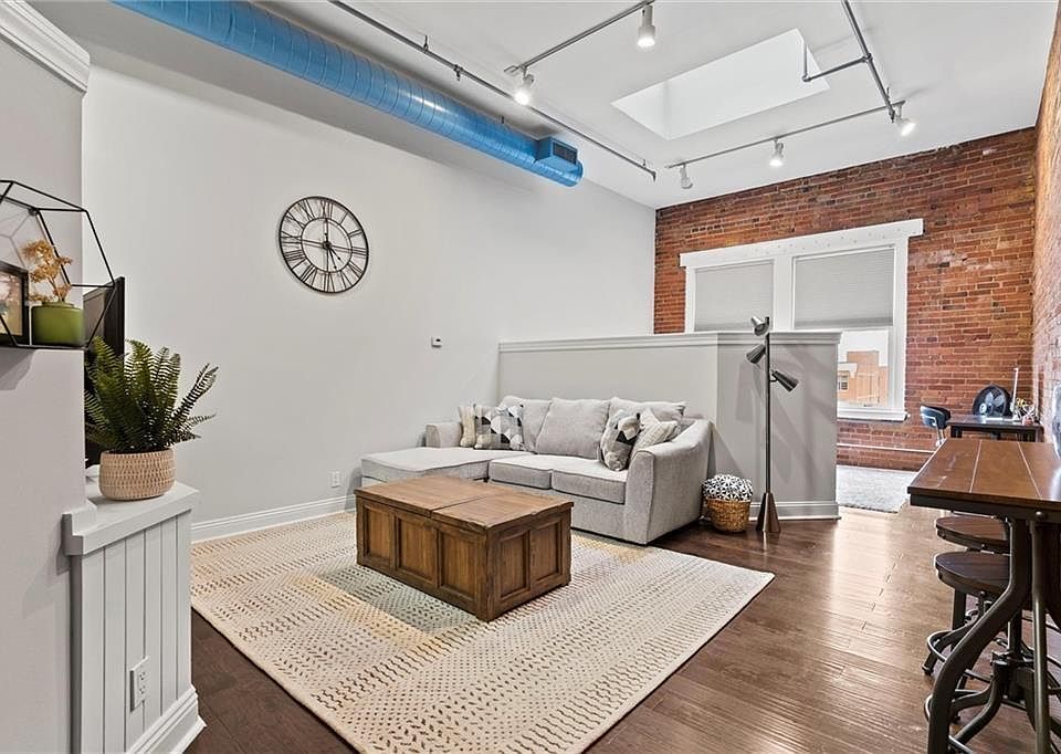 1st image of 700 Broadway Blvd #508