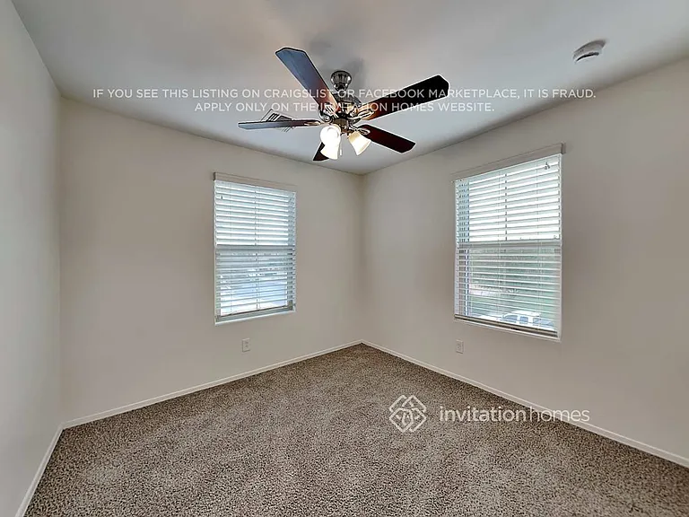 239 N Sandal — Photo 15