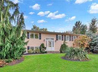 3 Convent Rd, Orangeburg, NY 10962