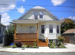 959 Homestead St, Acushnet, MA 02745