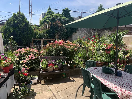 Rented by Stewart Harrison LLC | media 33