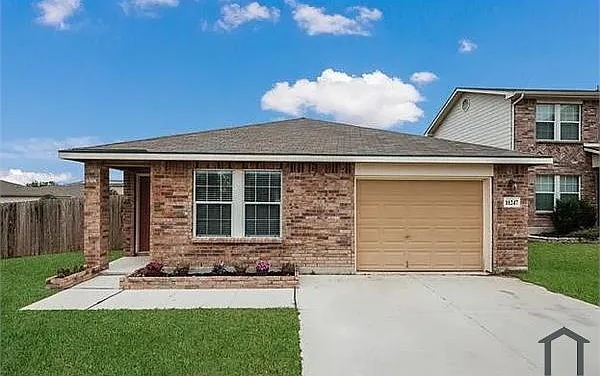 3 bed, 1144 sqft, $1,700 — Photo 3