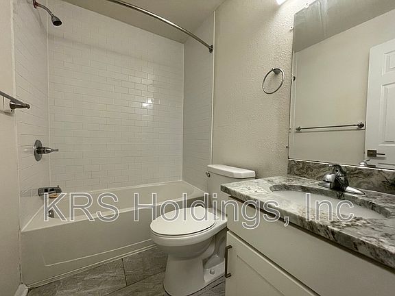 2nd image of 938 W Ocean View Ave APT 18