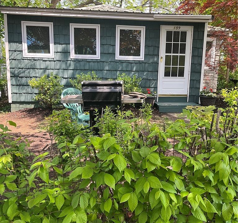 1st image of 159 Burns Ave #63