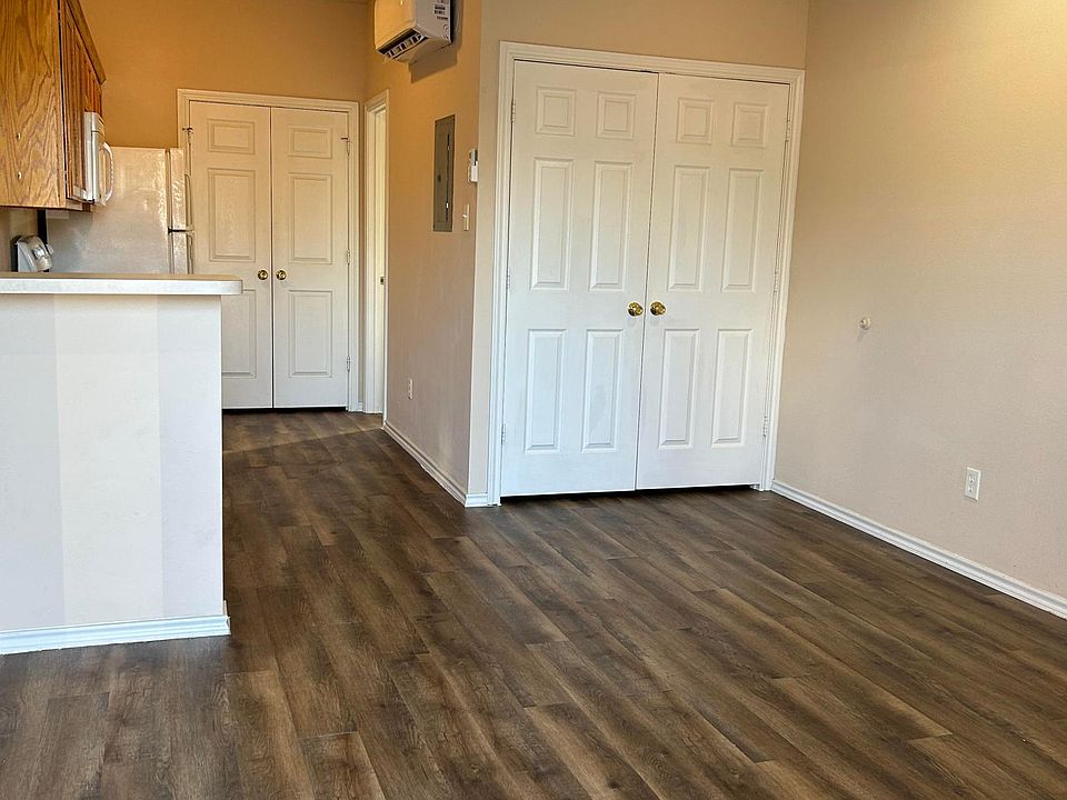 1st image of 1306 Maple St APT 1008