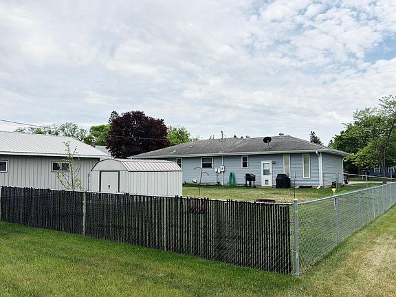 2nd image of 615 3rd St W