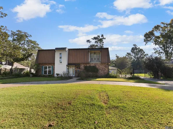 1139 E River Oaks Dr, Baton Rouge, LA 70815