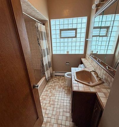 4th image of 3025 W 54th Pl Floor 1-2