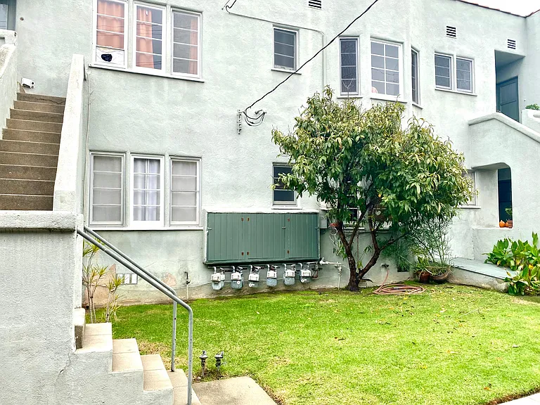 communal backyard