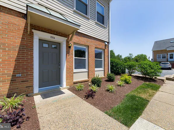 128 N Bedford St #A, Arlington, VA 22201