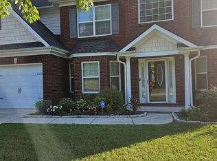 3921 Oak Field Dr, Loganville, GA 30052