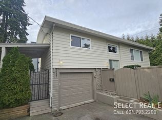 1587 Stayte Rd #B, White Rock, BC V4B4Z4