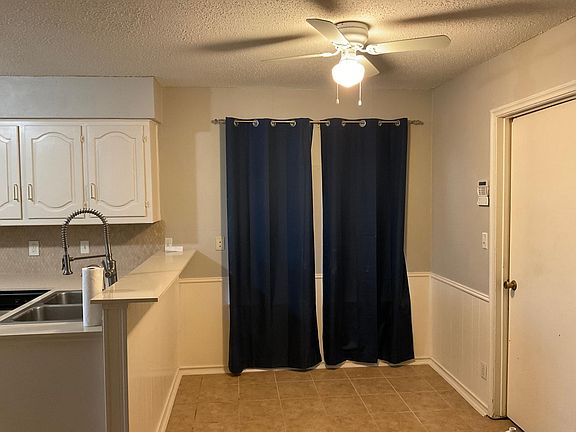 5th image of 2805 Teakwood Ln