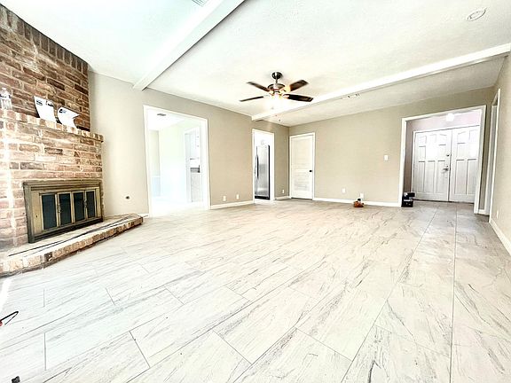 4th image of 1811 Hanbury Ct