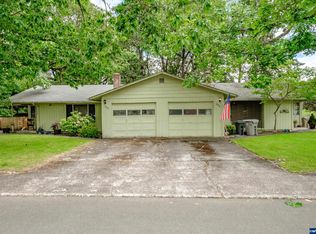 262 SW River Dr, Dallas, OR 97338