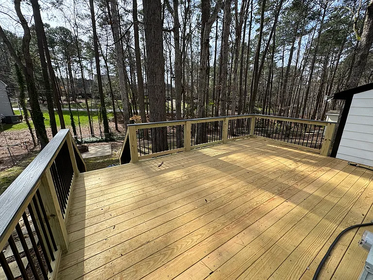 205 Honeysuckle Ln — Photo 10