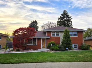 7724 S Octavia Ave, Bridgeview, IL 60455