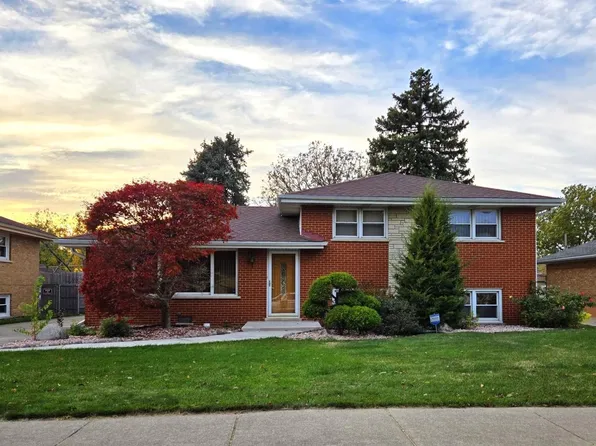 7724 Octavia Ave, Bridgeview, IL 60455
