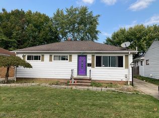 9414 Crestwood Dr, Cleveland, OH 44130