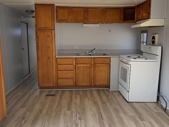 4th image of 25214 Gratiot Ave Lot 73