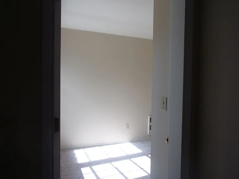 096 - Old Pi Phi House - 3002 NW Harrison Blvd. Corvallis, OR 97330 — Photo 10