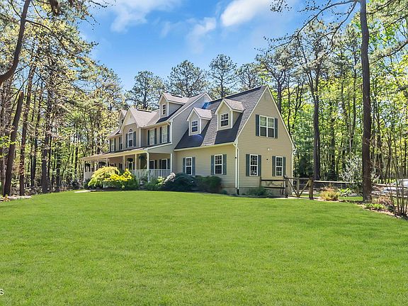 4th image of 645 Reed Road