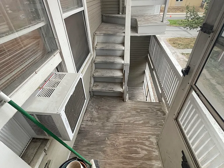 821 Goodhue Blvd #3 — Photo 6