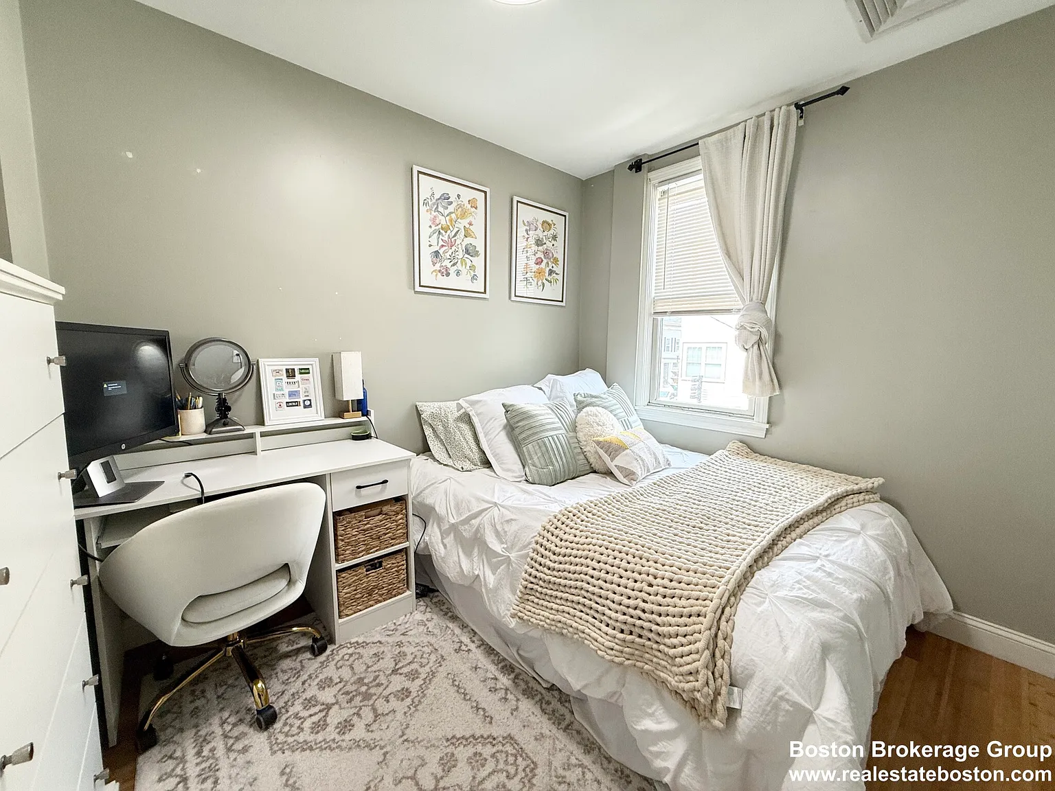4 bed, $5,800 — Photo 3
