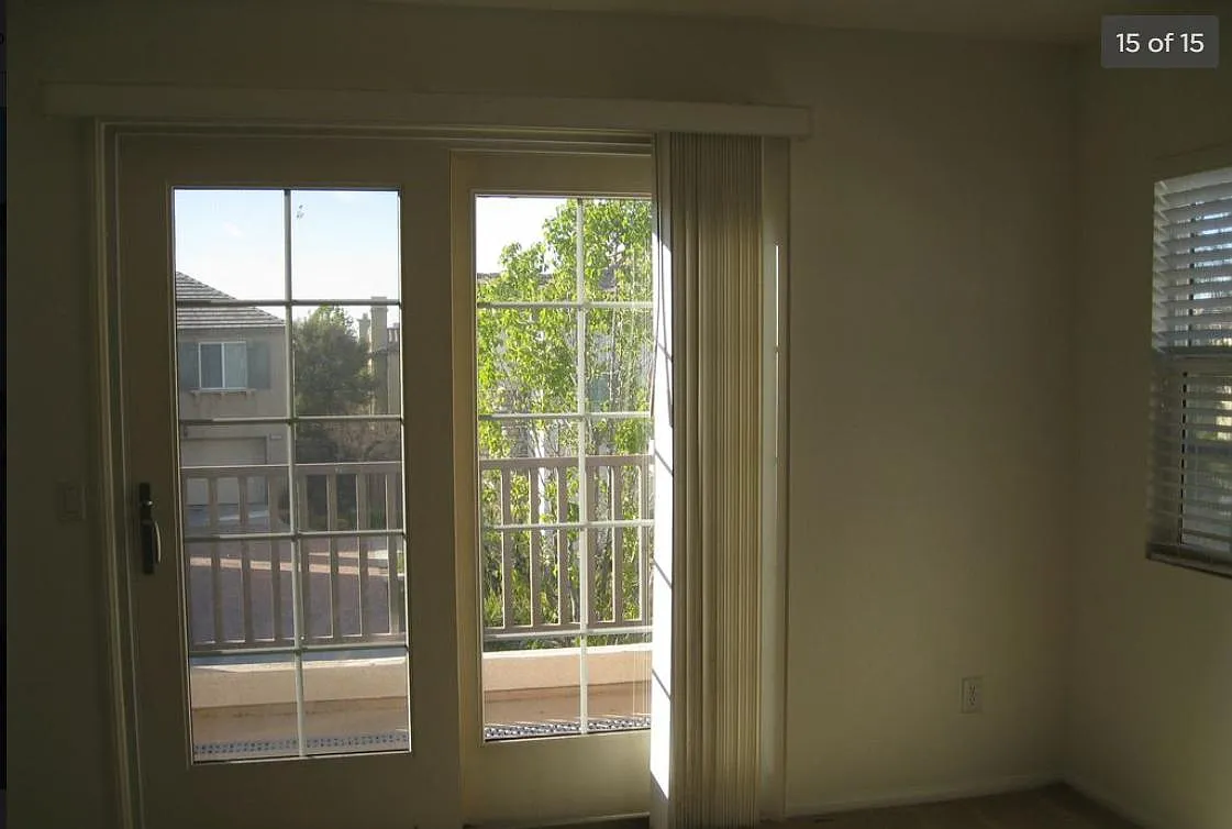 3 bed, 2.5 bath, 1803 sqft, $3,050 — Photo 3