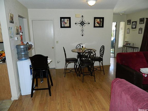 5th image of 2474 18th Ave