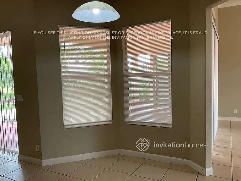 6469 Bay Island Ct — Photo 4