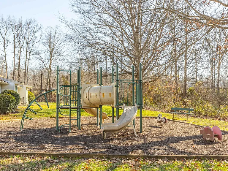 Carolina Woods — Photo 34