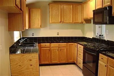 4th image of 7430 Putnam Way