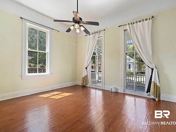 5th image of 207 Dexter Ave