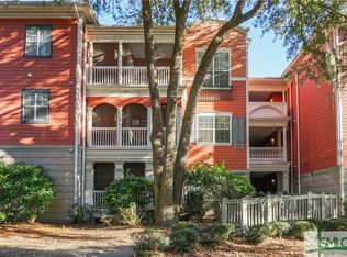 3031 Whitemarsh Way, Savannah, GA 31410