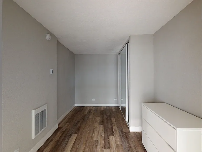2000 Broadway Street Apartments — Photo 30