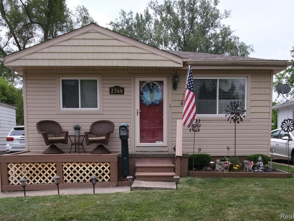 1st image of 2366 Waltz Ave