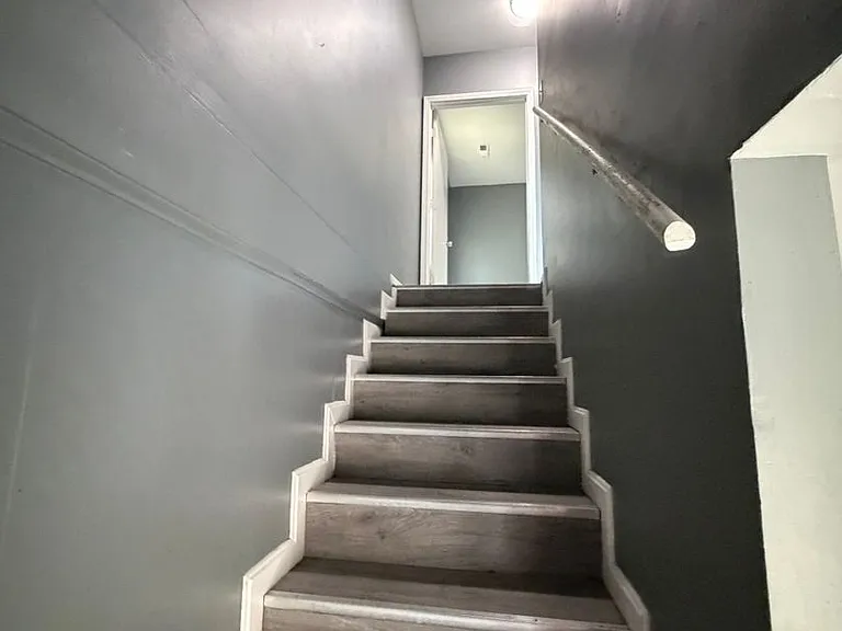 2718 S 5th St — Photo 9