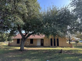 137 Oakview Cir, Waco, TX 76705