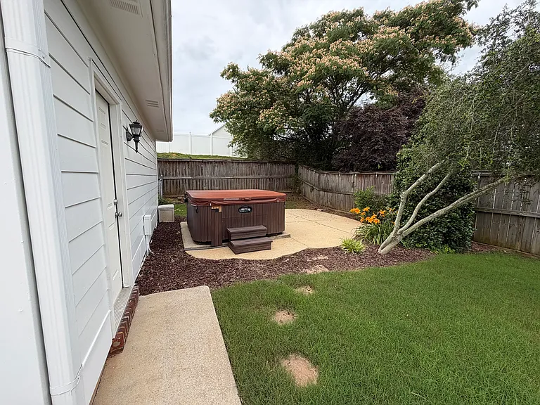 4665 Clubview Dr — Photo 21